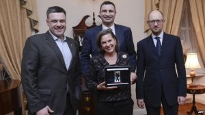 nuland-and-her-ukraine-friends